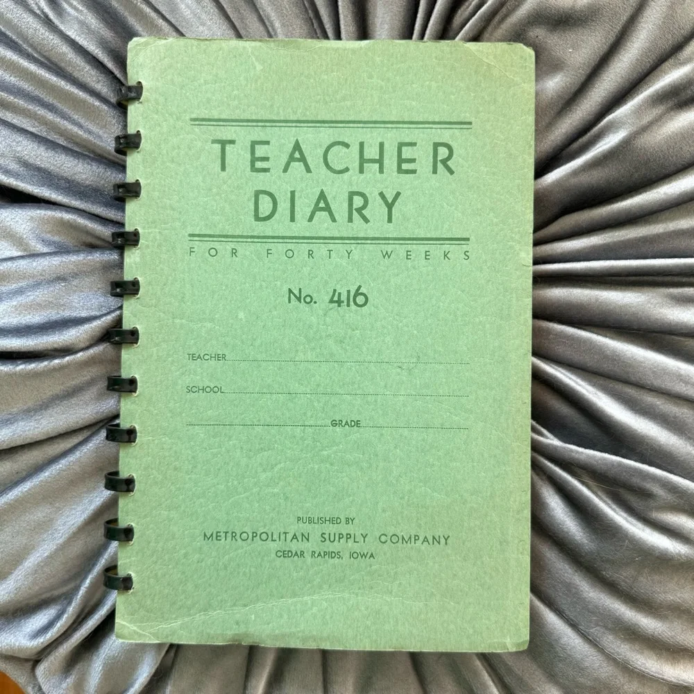 📝Vintage Teacher Diary